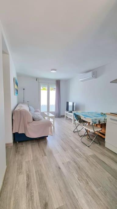 Apartamento Privado Con Jardin, Piscina Elevada Y Bbq Chiclana de la Frontera Bagian luar foto
